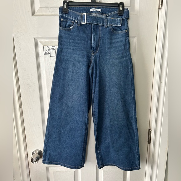 Nine West Wide Cropped Jeans - Picture 3 of 6